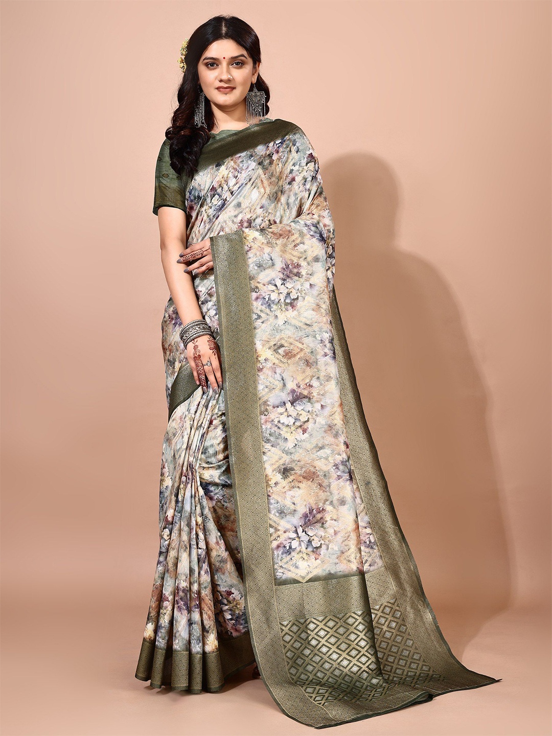 

Avyay Creation Floral Printed Zari Banarasi Saree, Beige