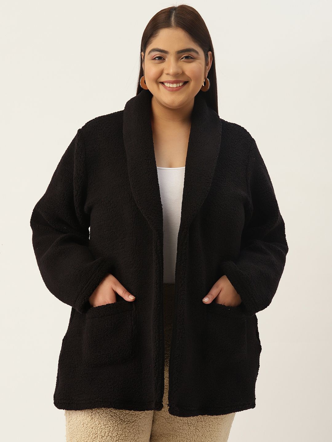 

theRebelinme Women Shrug, Black