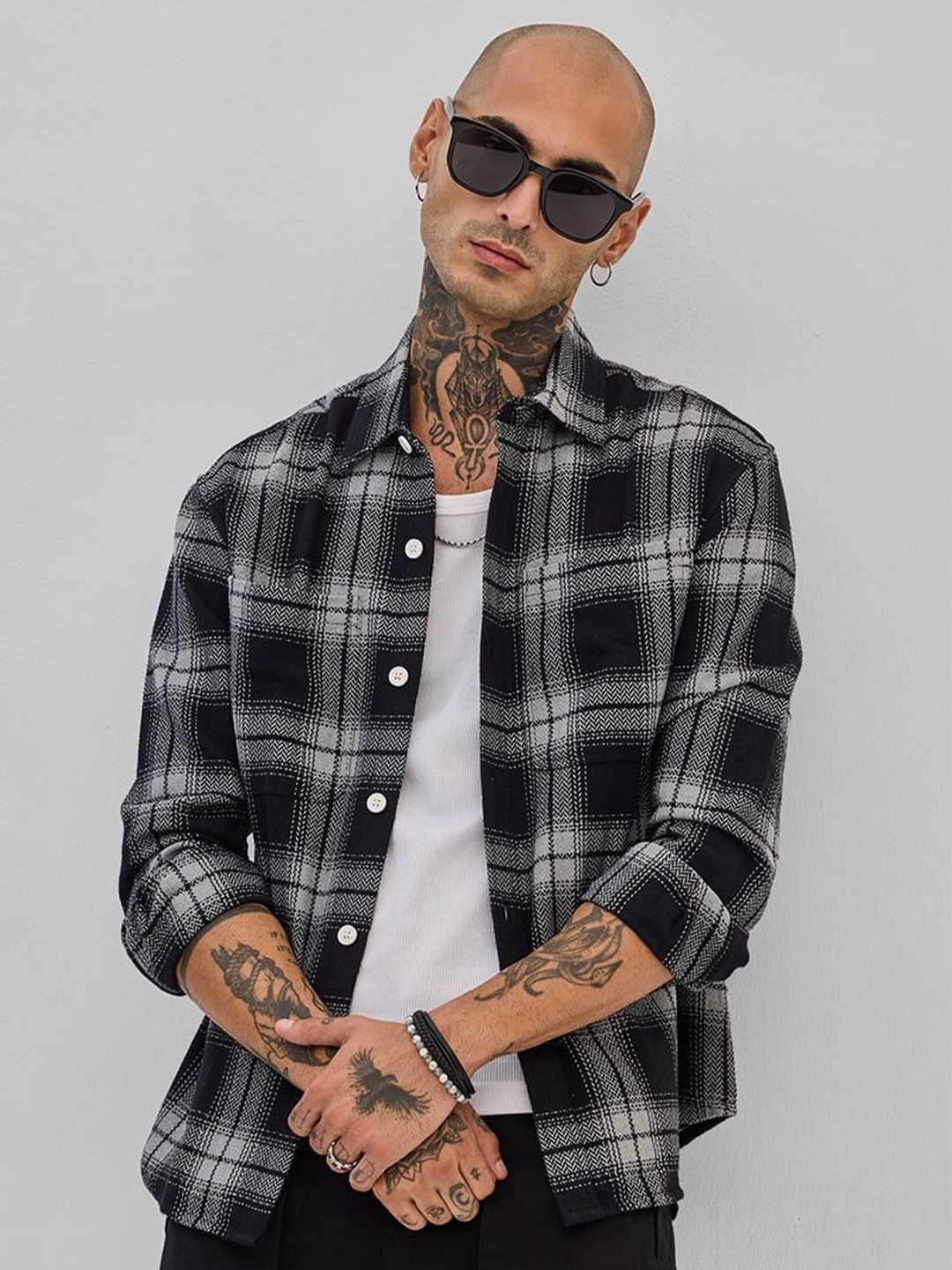 

Snitch Men Smart Slim Fit Checked Casual Shirt, Black