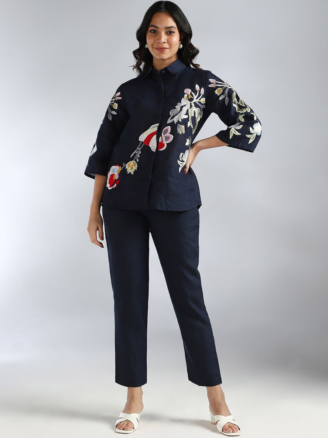 

House Of Dharaa Embroidered Shirt Collar Linen Shirt With Trousers, Navy blue