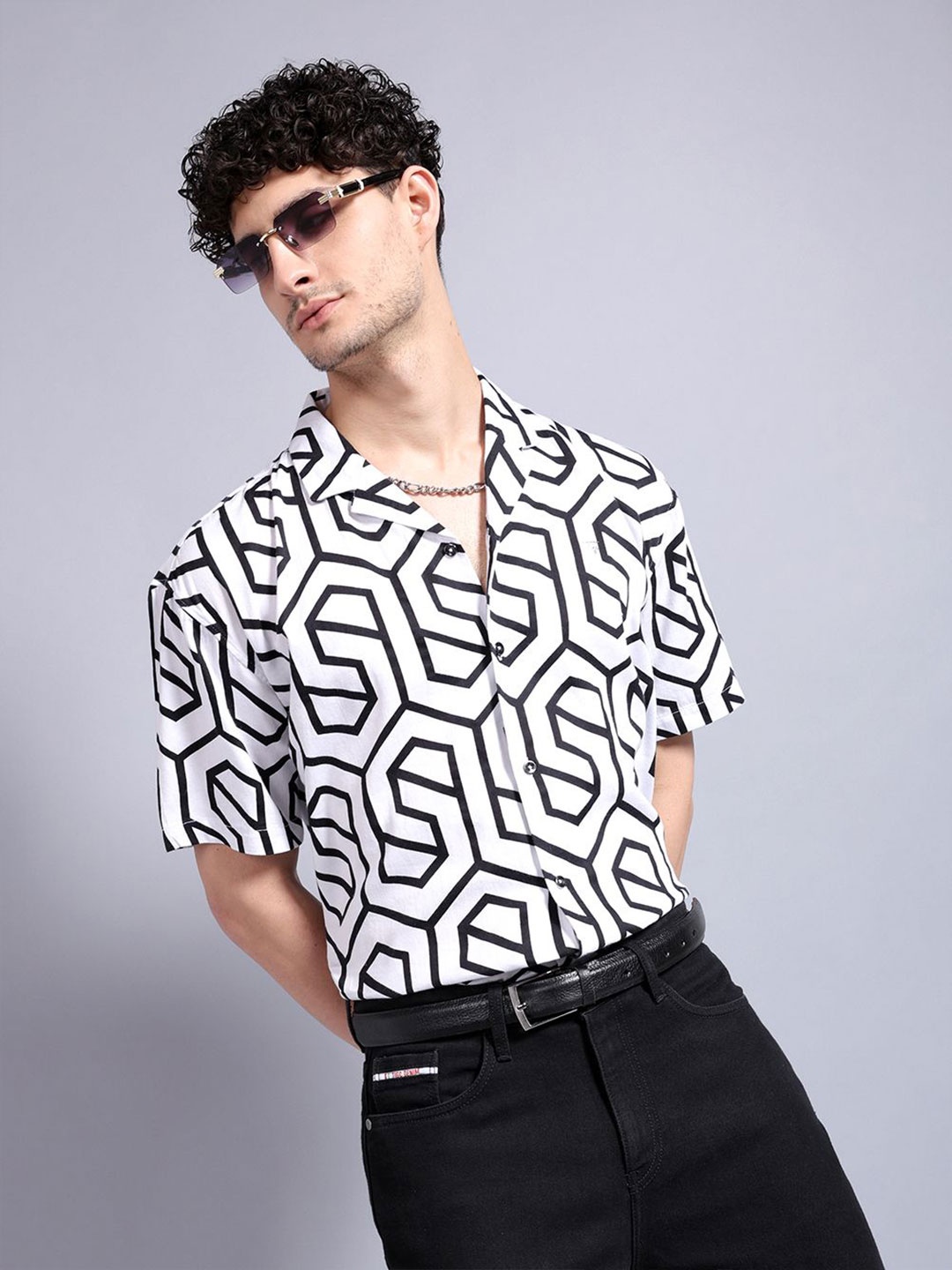 

The Indian Garage Co Men Printed Shirt, White