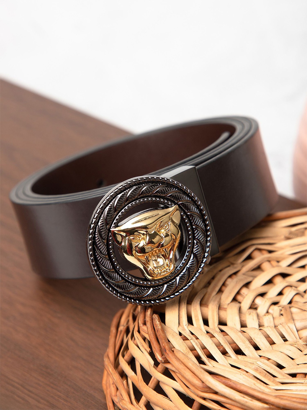 

Carlton London Men Leather Belt, Brown