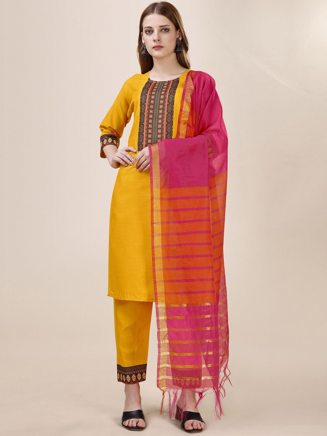 

Sidhidata Geometric Printed Round Neck Regular Kurta With Trouser With Dupatta, Mustard