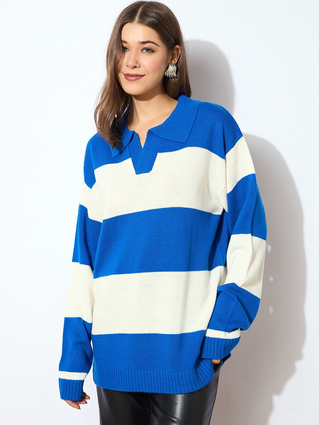 

SASSAFRAS Women Striped Pullover, Blue