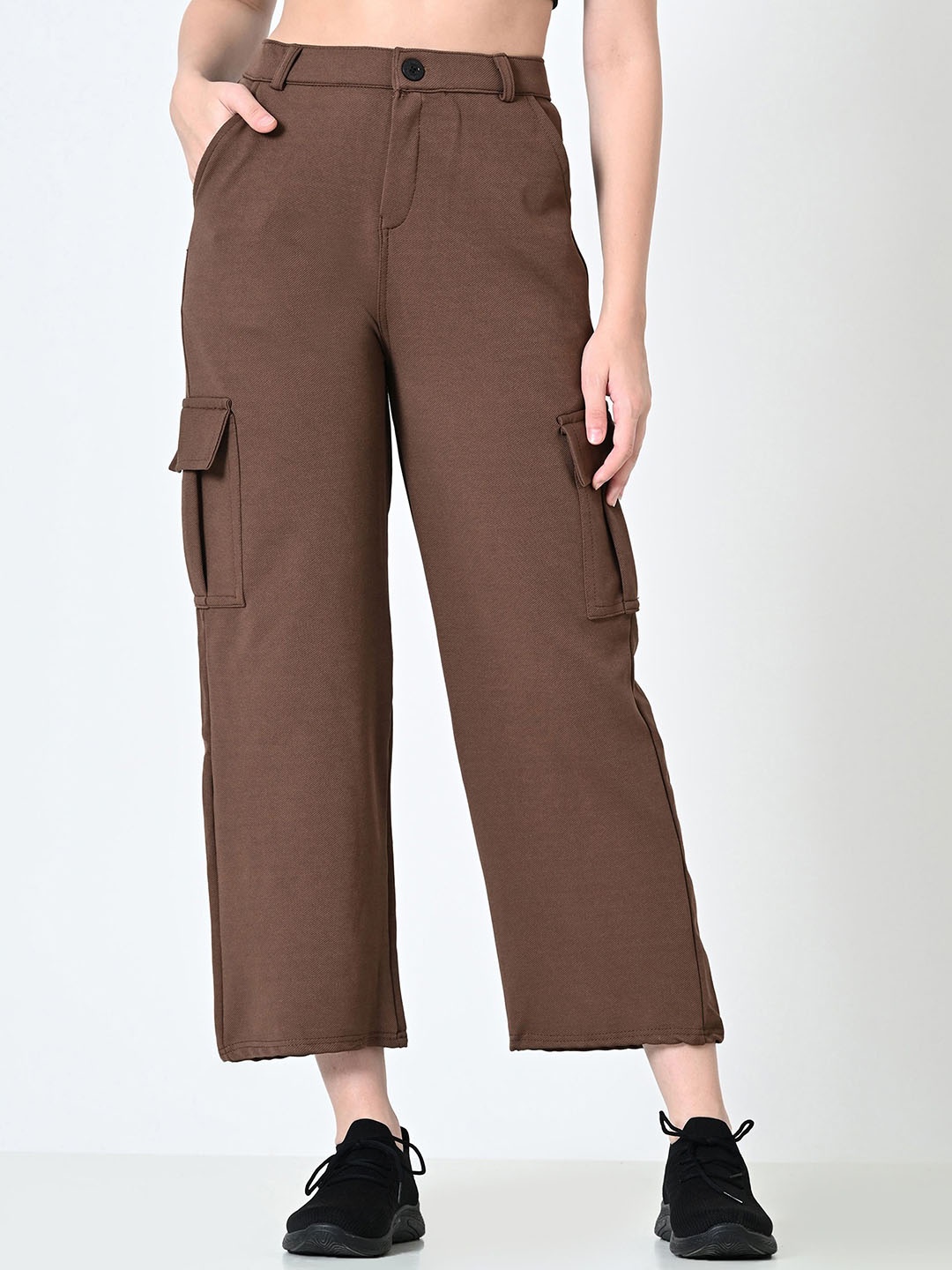

ALIZA Women Relaxed Straight Leg Loose Fit Mid-Rise Cargos Trousers, Brown