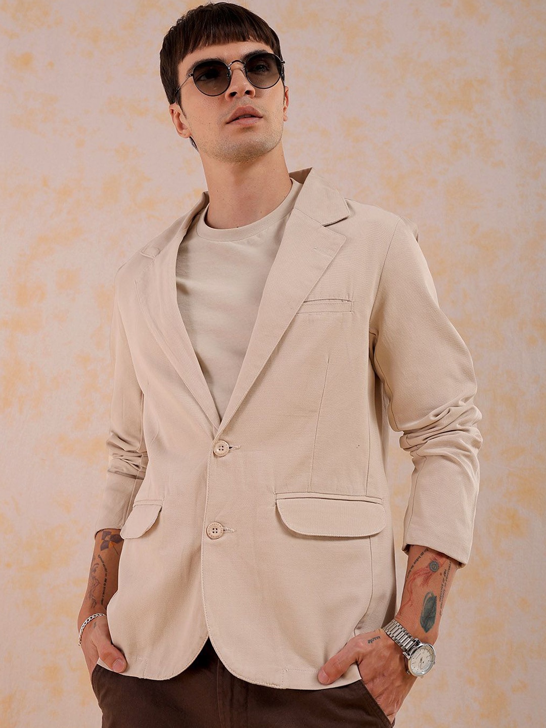 

The Indian Garage Co Slim Fit Cotton Single-Breasted Blazer, Beige