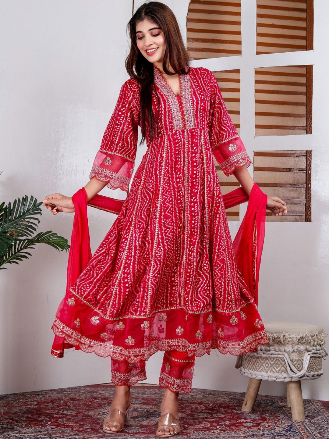 

Fabinn Bandhani Embroidered Regular Kurta with Trousers & Dupatta, Red