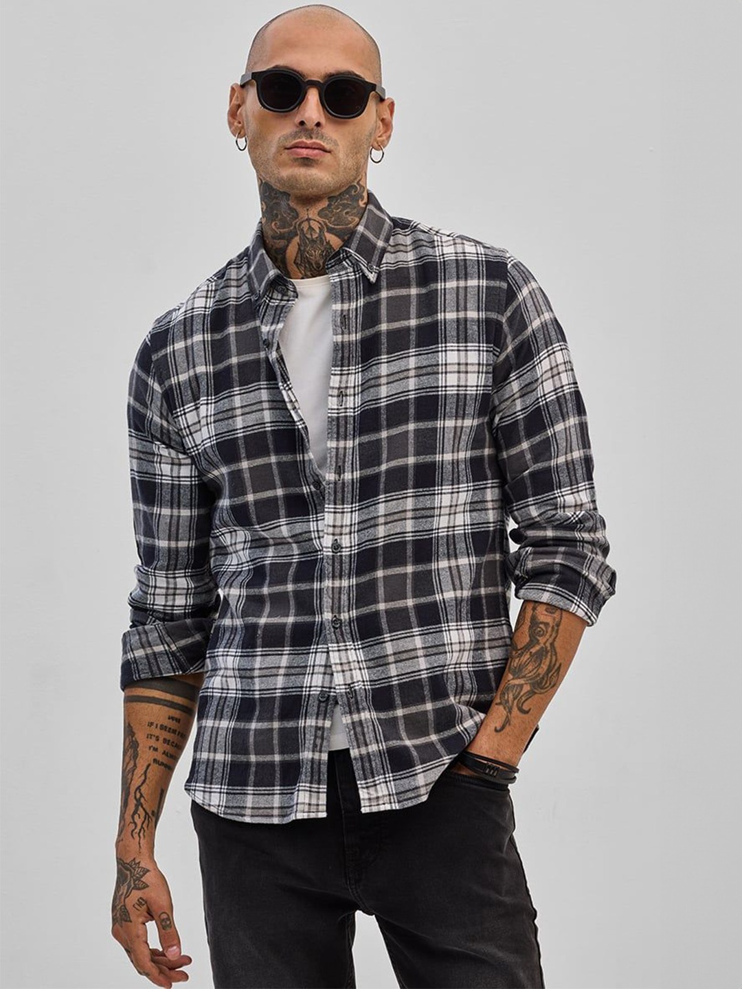 

Snitch Men Pure Cotton Slim Fit Cannon Checks Casual Shirt, Black