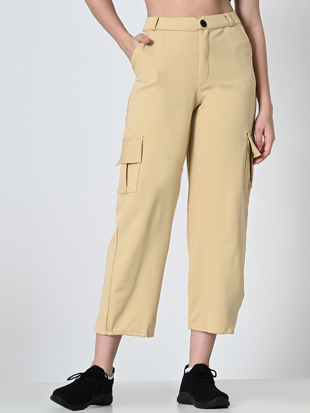 

ALIZA Women Relaxed Straight Leg Loose Fit Cargo Trousers, Nude