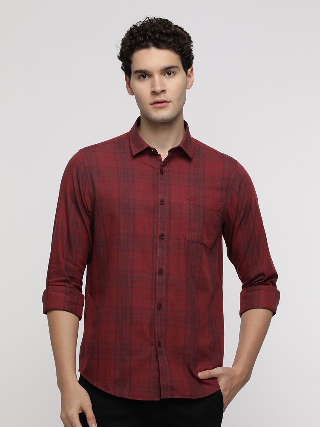 

Crocodile Men Comfort Checked Cotton Casual Shirt, Red