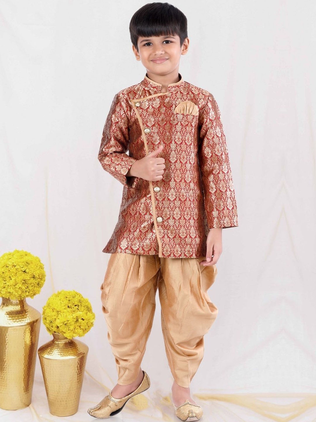 

Pehanaava Boys Self-Design Sherwani With Dhoti Pants, Red