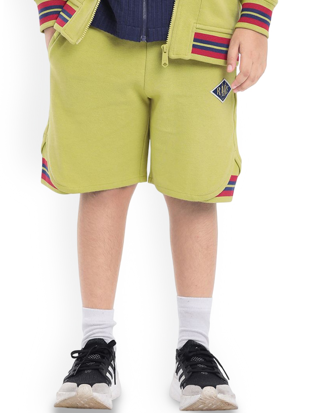 

Rare Ones Boys Applique Short, Green