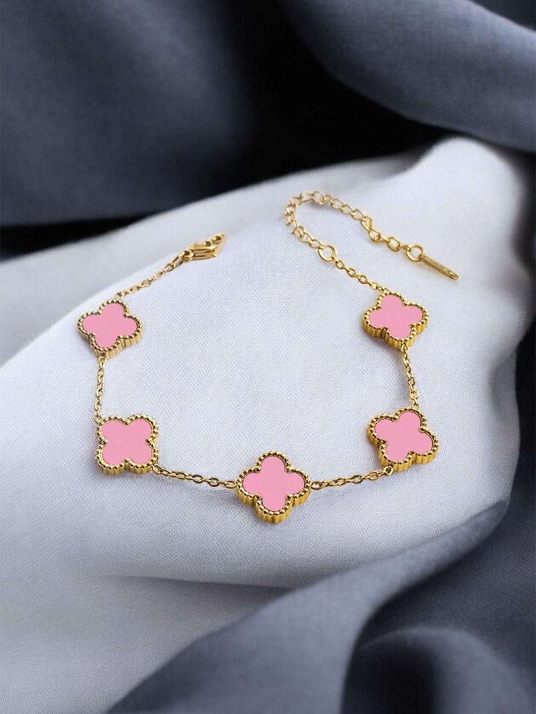 

KARISHMA KREATIONS Gold-Plated Stainless Steel Four Leaf Clover Non Tarnish Link Bracelet