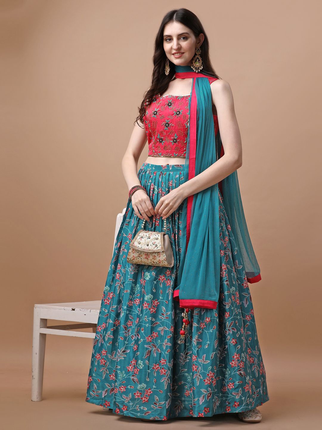 

VANAKARA Embellished Sequinned Ready To Wear Lehenga & Blouse With Dupatta, Red