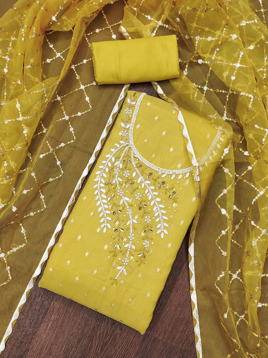 

Maroosh Geometric Woven Design Gotta Patti Banarasi Unstitched Dress Material, Yellow