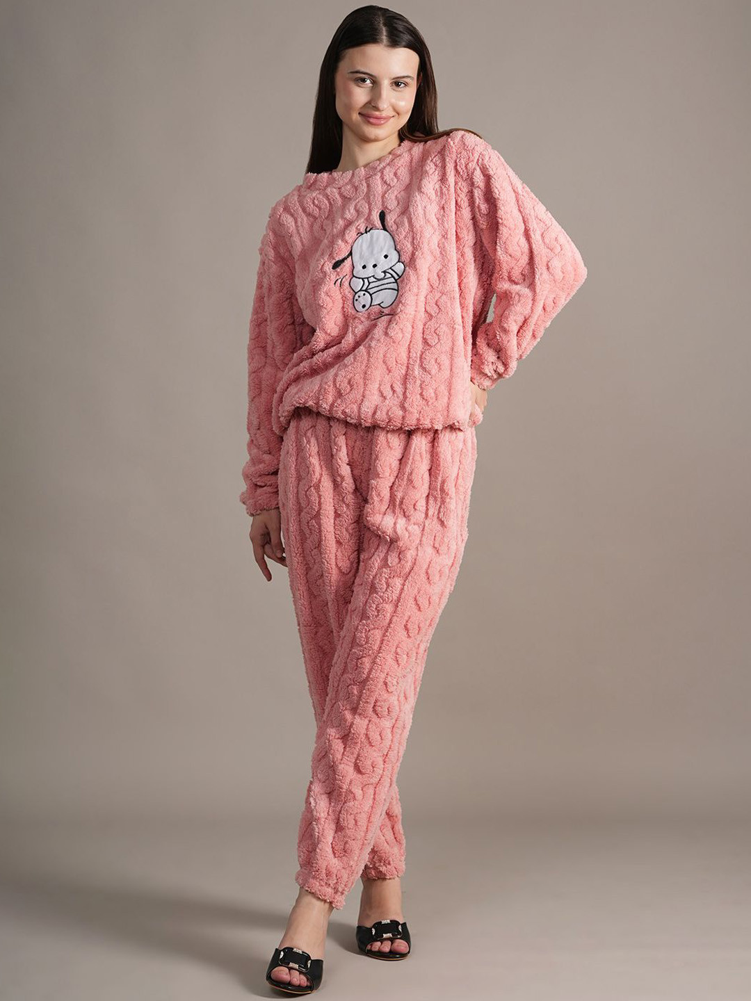 

BAESD Self Design Round Neck Sweaters With Trouser, Pink
