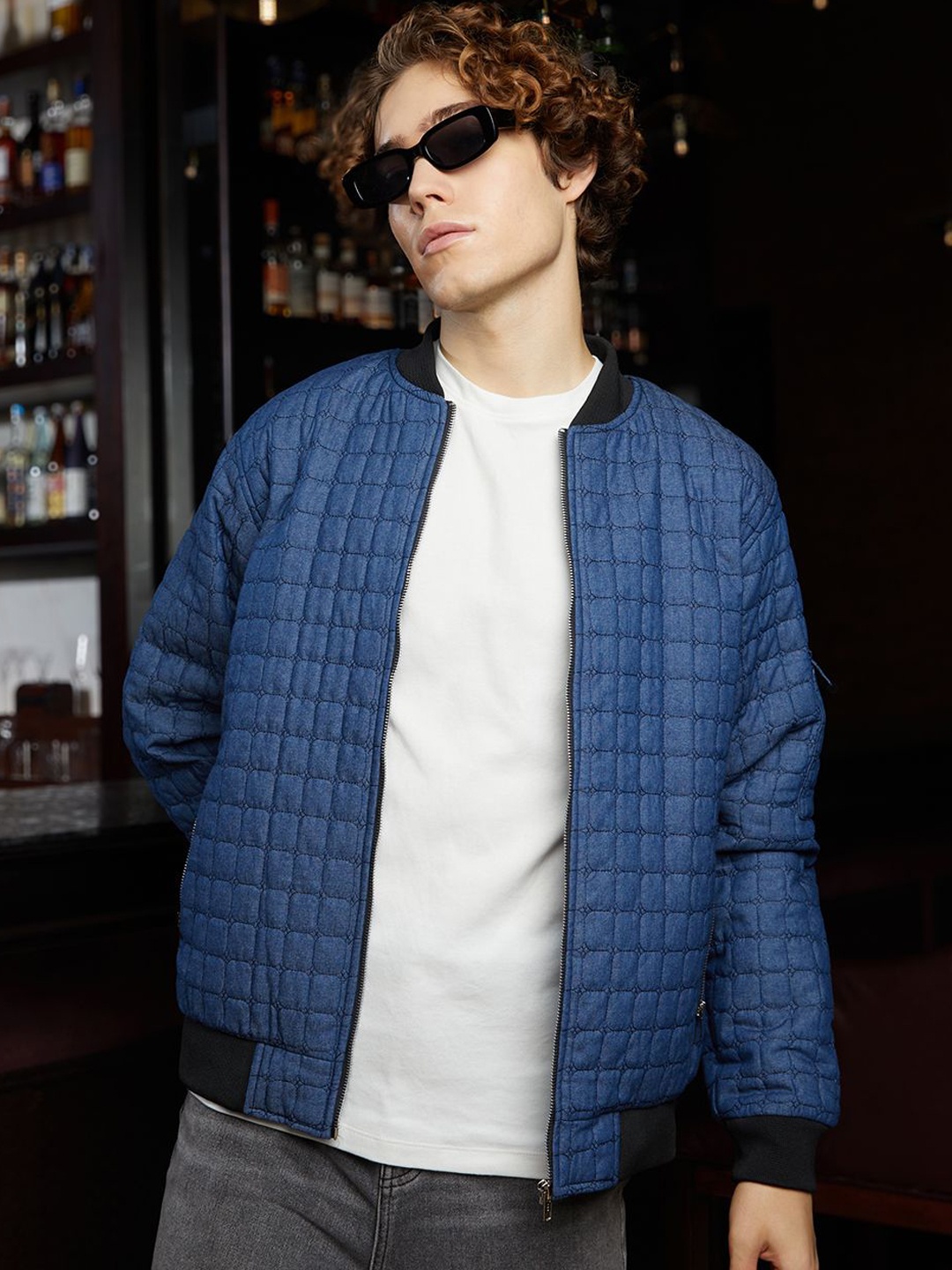 

Campus Sutra Men Cubic-Quilted Bomber Jacket, Navy blue