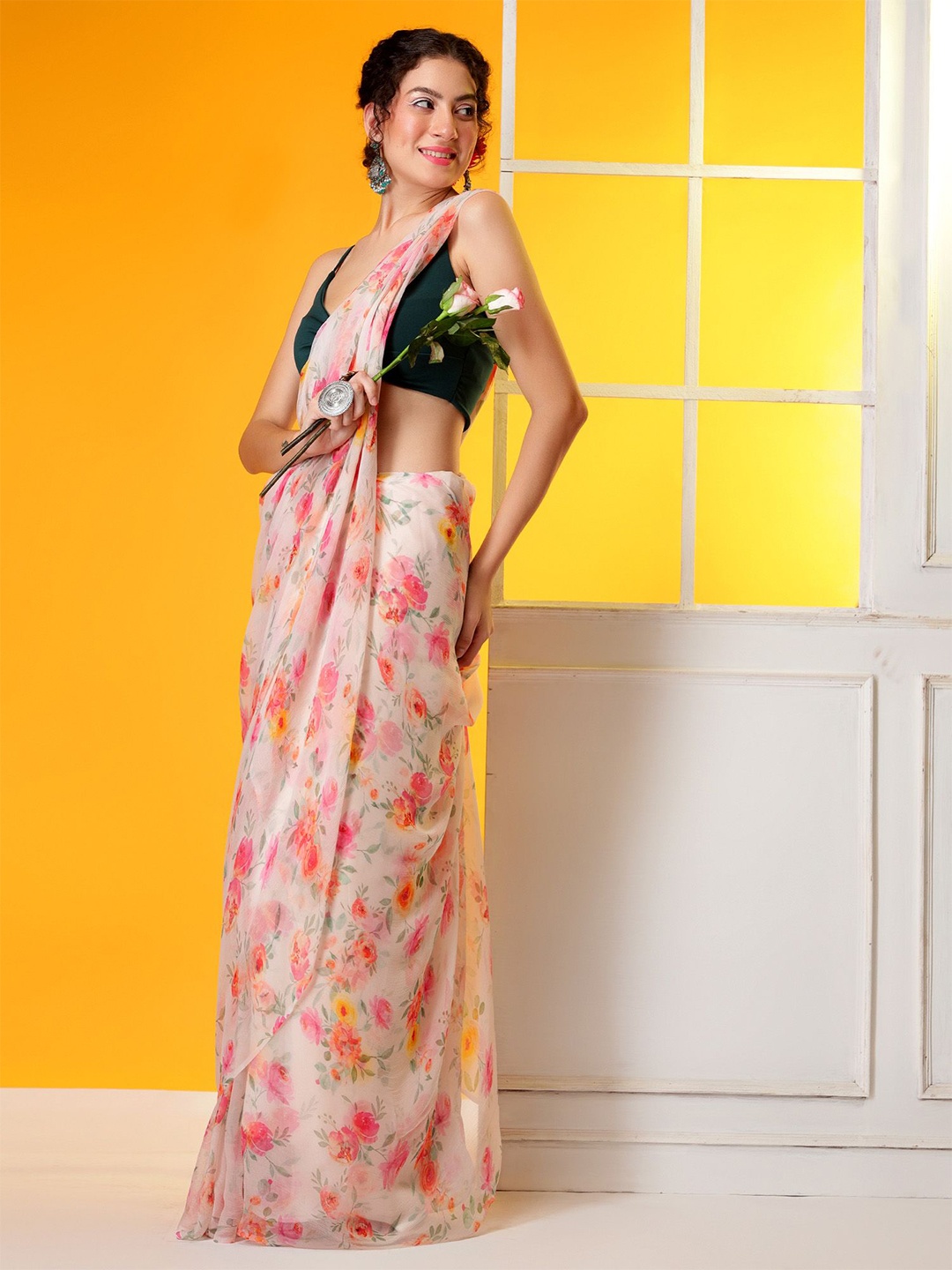 

REETI OF PRINTS Floral Printed Pure Chiffon Saree, Cream