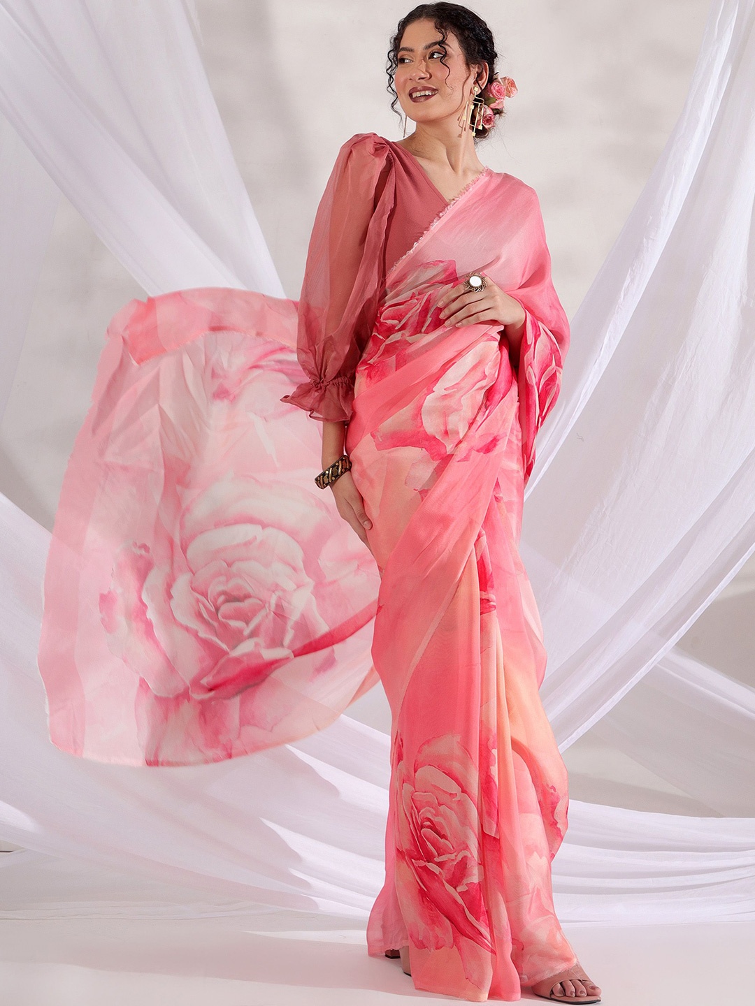 

REETI OF PRINTS Floral Printed Pure Chiffon Saree, Pink