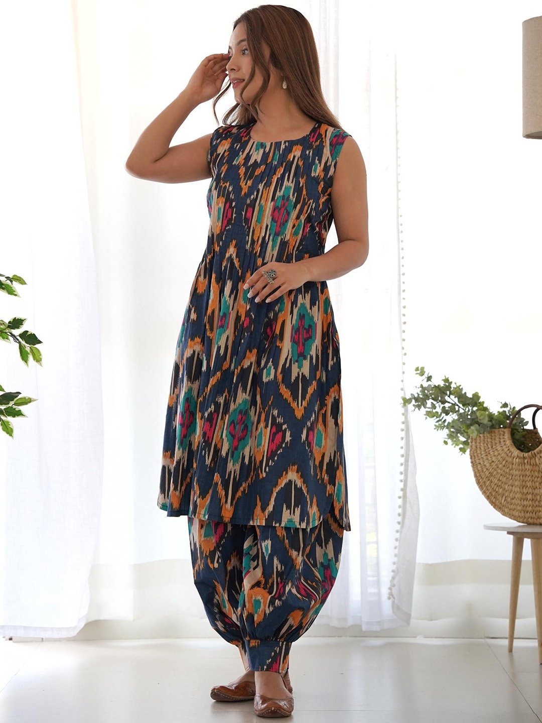 

Rangpur Ethnic Motifs Printed Kurta with Salwar, Blue