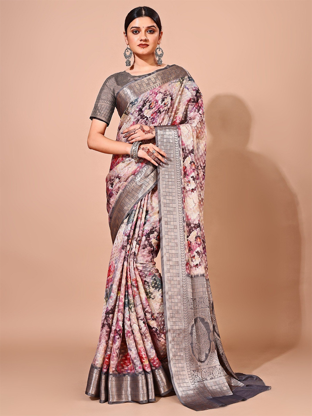 

Avyay Creation Floral Printed Zari Banarasi Saree, Beige