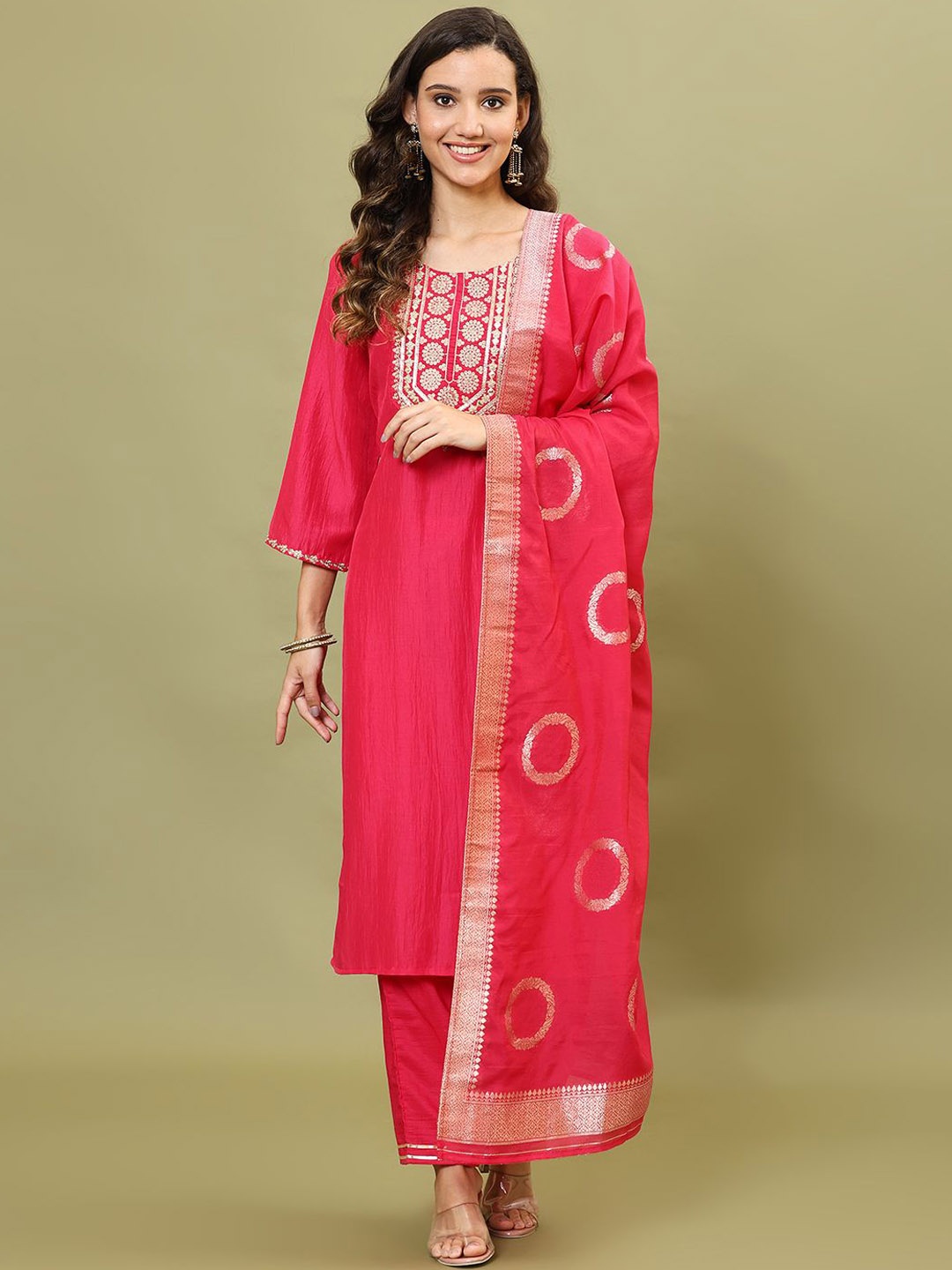 

Meena Bazaar Floral Yoke Design Thread Work Straight Kurta with Trouser & Dupatta, Pink