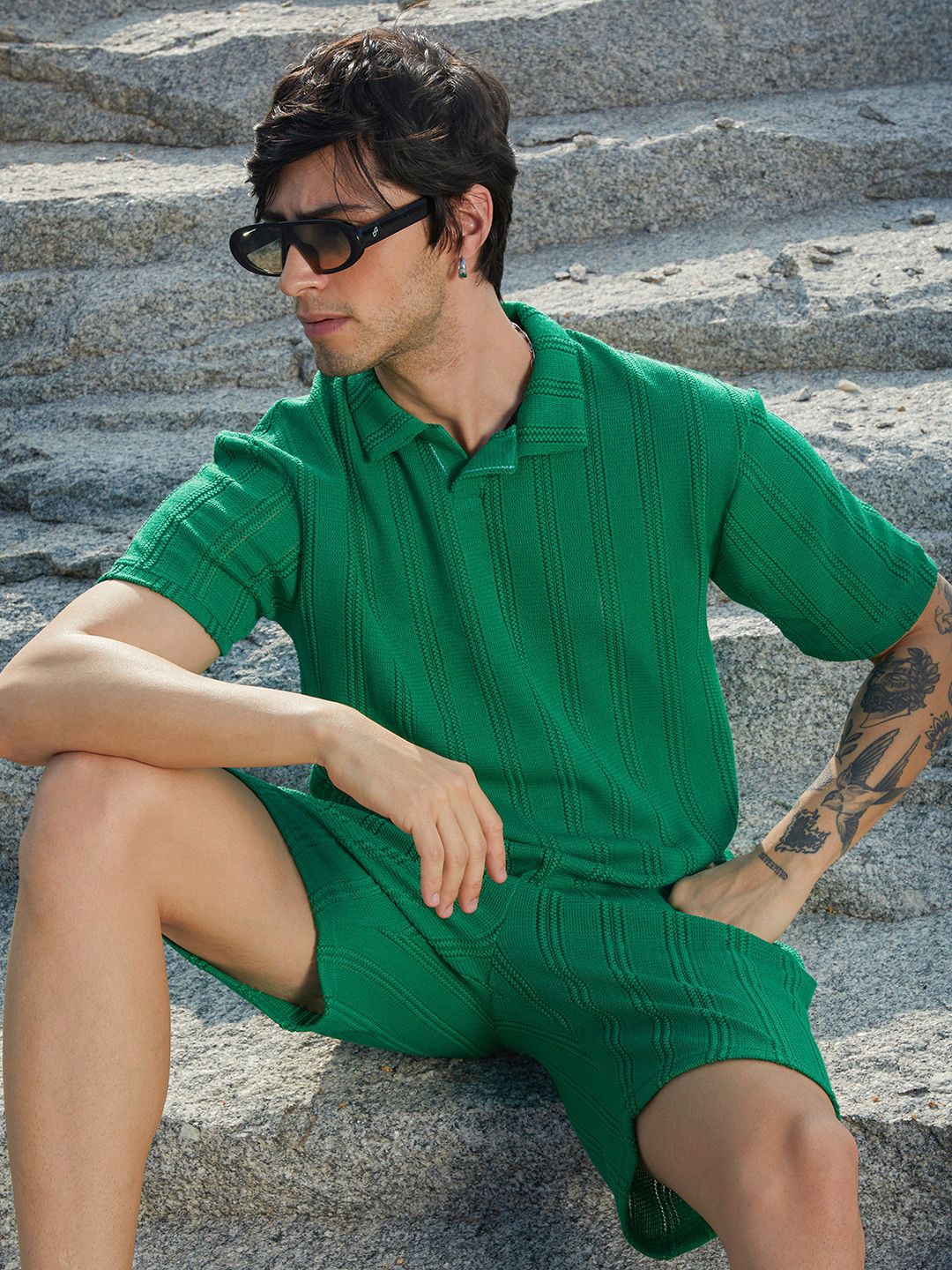 

Campus Sutra Self Design Polo Collar T-Shirt With Shorts, Green