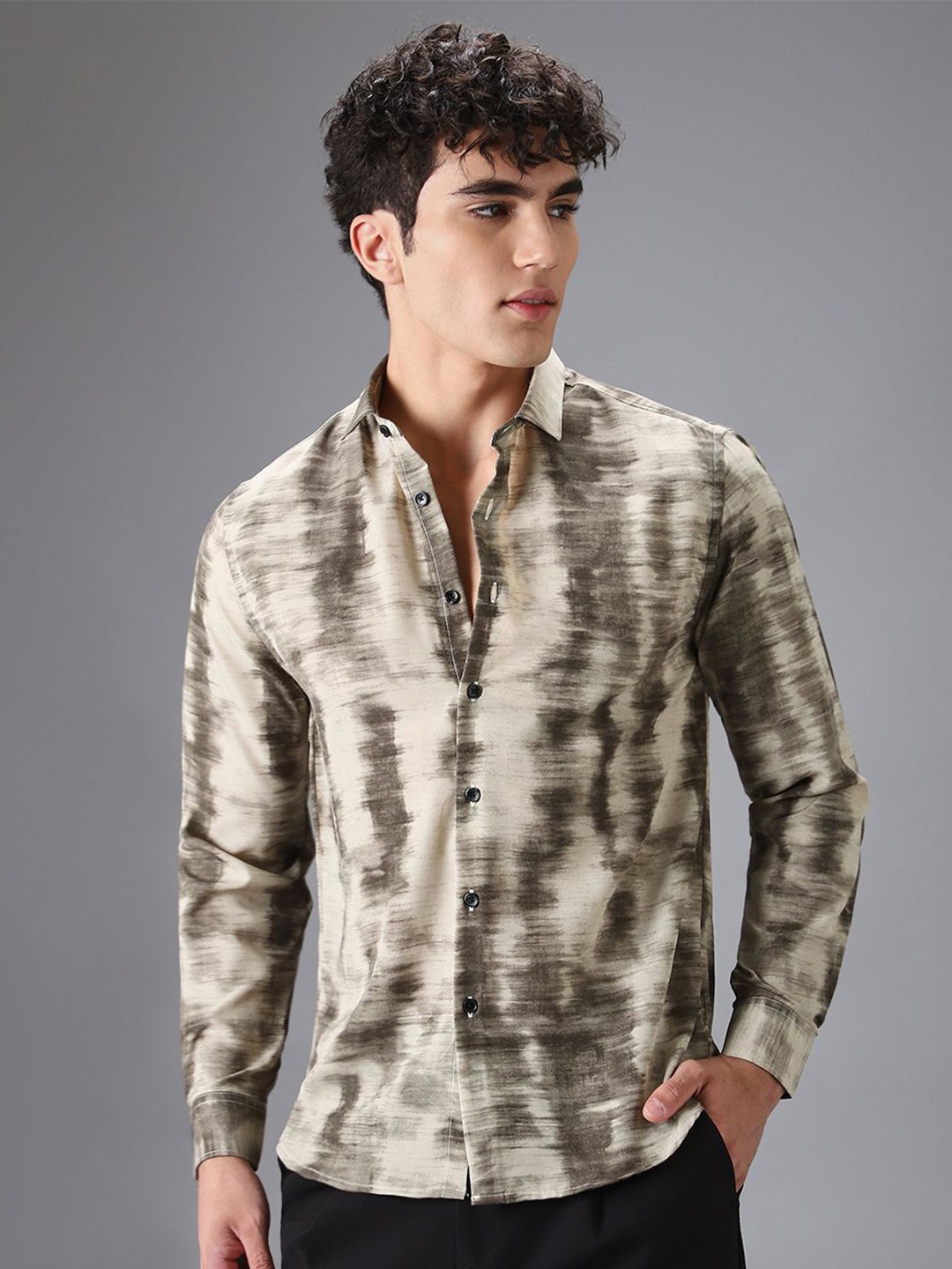

Banana Club Men Classic Slim Fit Opaque Printed Casual Shirt, Beige