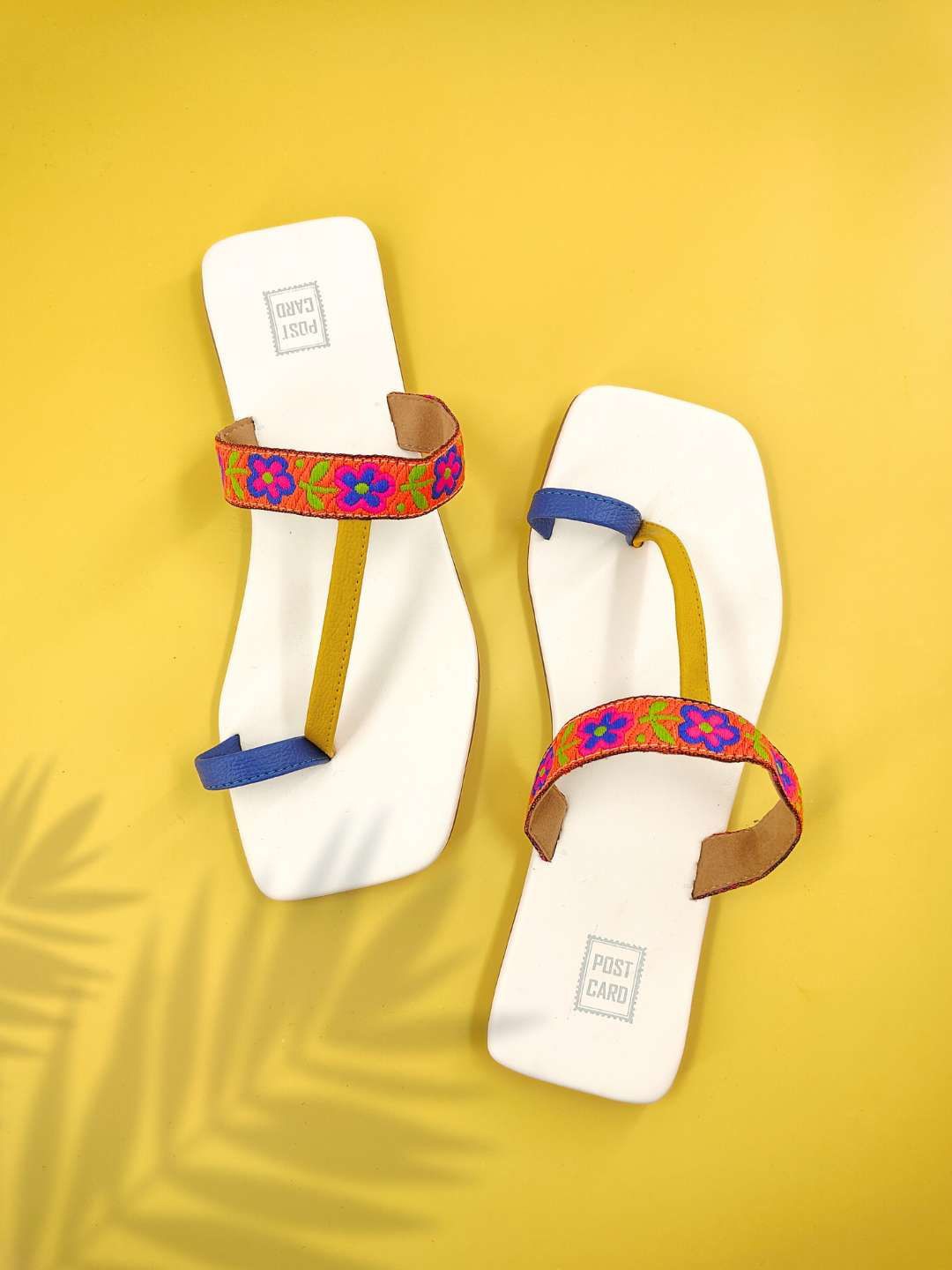 

POSTCARD Women Embroidered One Toe Flats, White