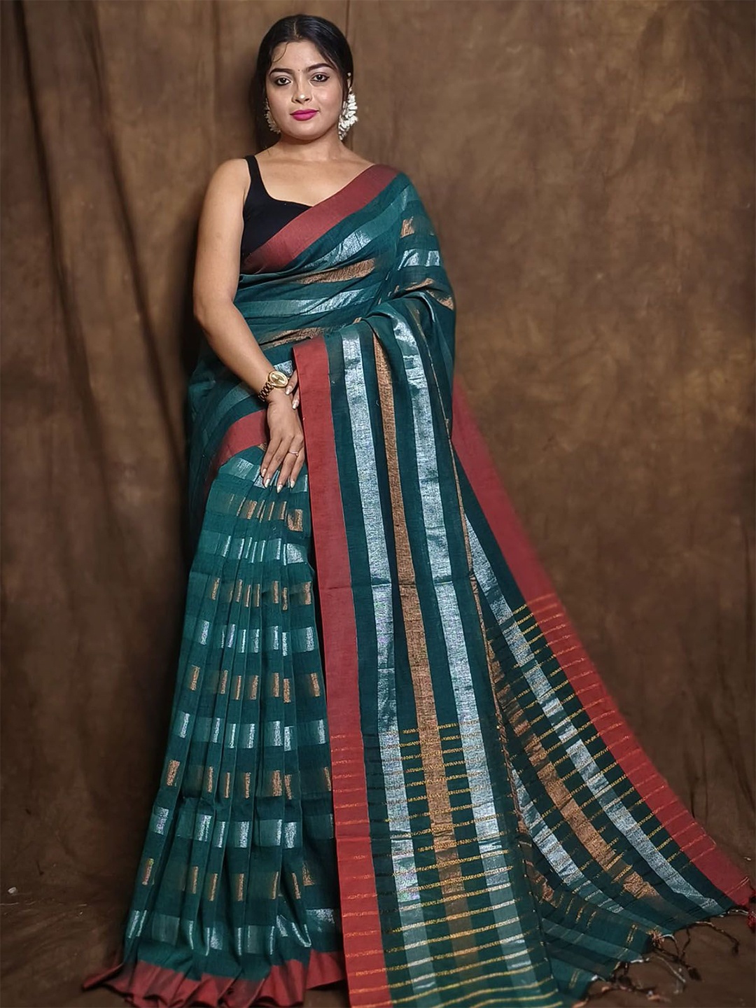 

ODETTE Striped Zari Saree with Unstitched Blouse, Green