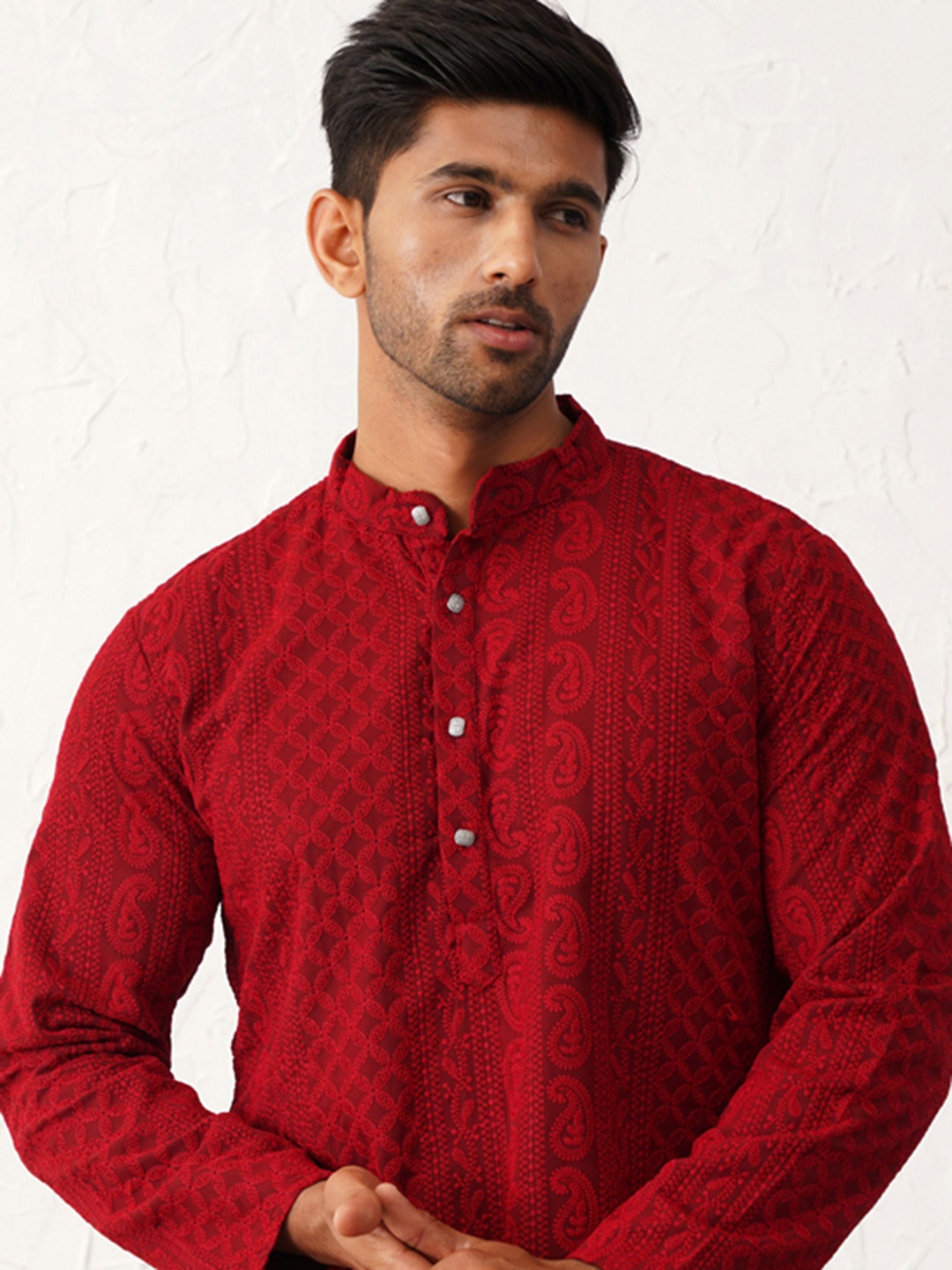 

Jompers Paisley Embroidered Chikankari Work Band Collar Georgette Straight Kurta, Maroon