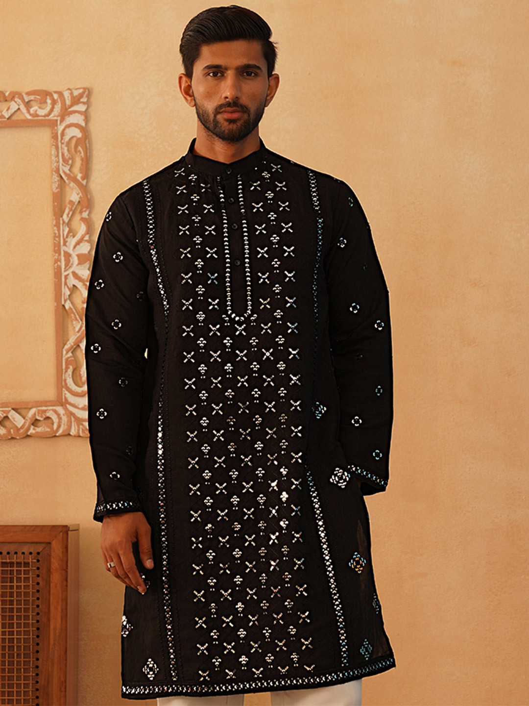 

Jompers Geometric Embroidered Chikankari Straight Kurta, Black