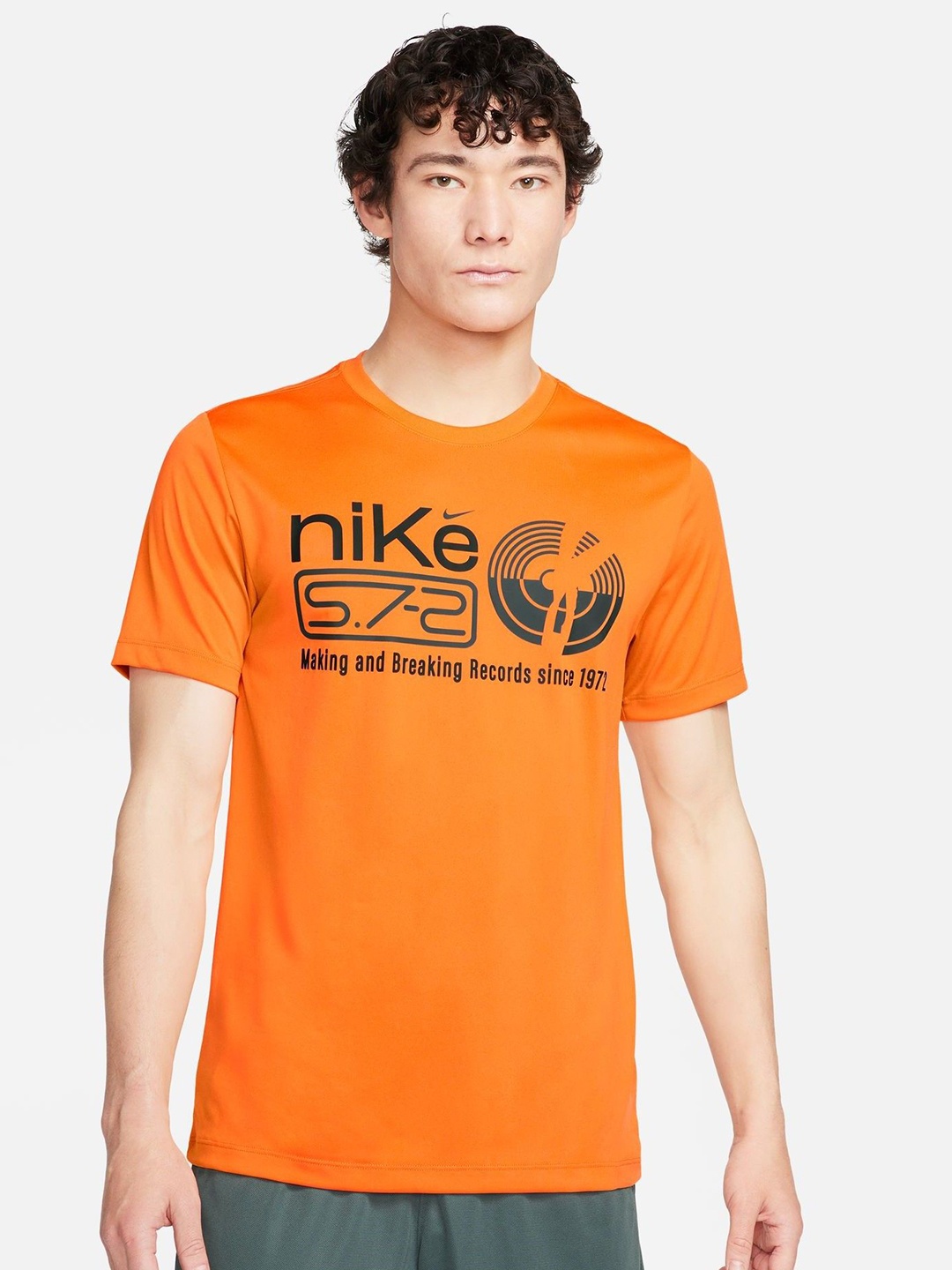 

Nike Men Dri-FIT Fitness T-Shirt, Orange