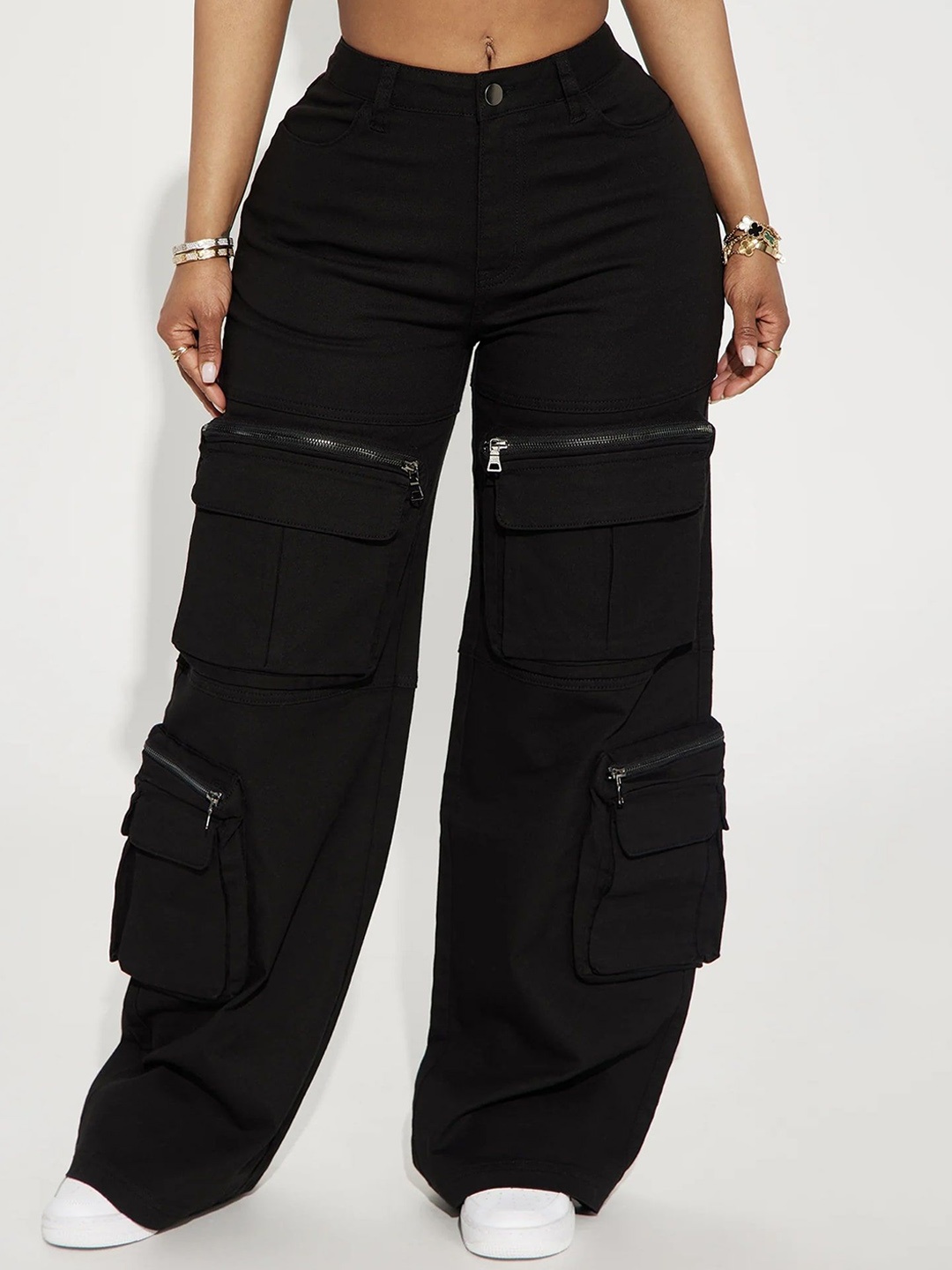 

LA CHIC PICK Women Oversized Cargo Track Pants, Black