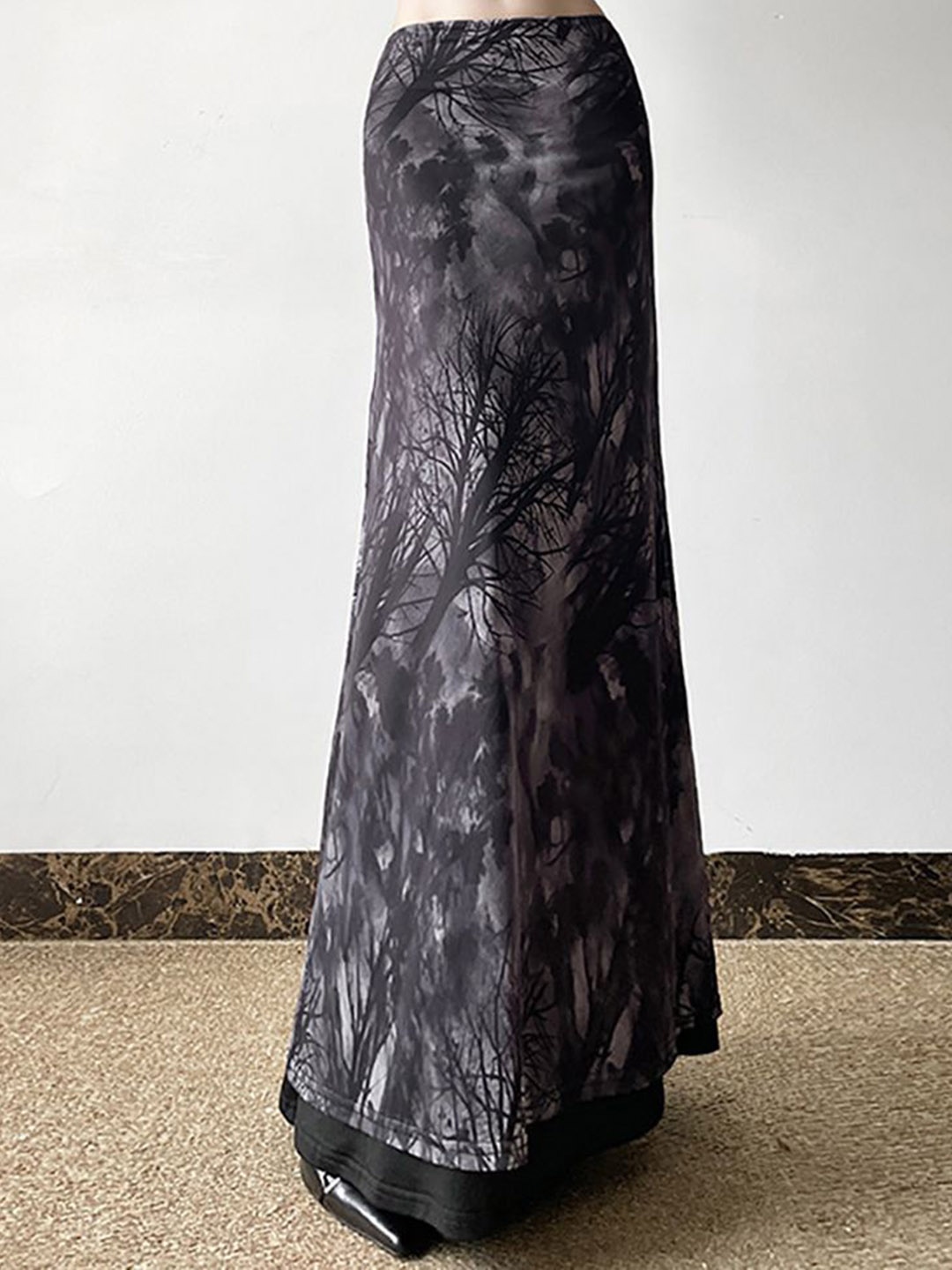 

StyleCast x Revolte Women Printed A-Line Maxi Skirt, Black