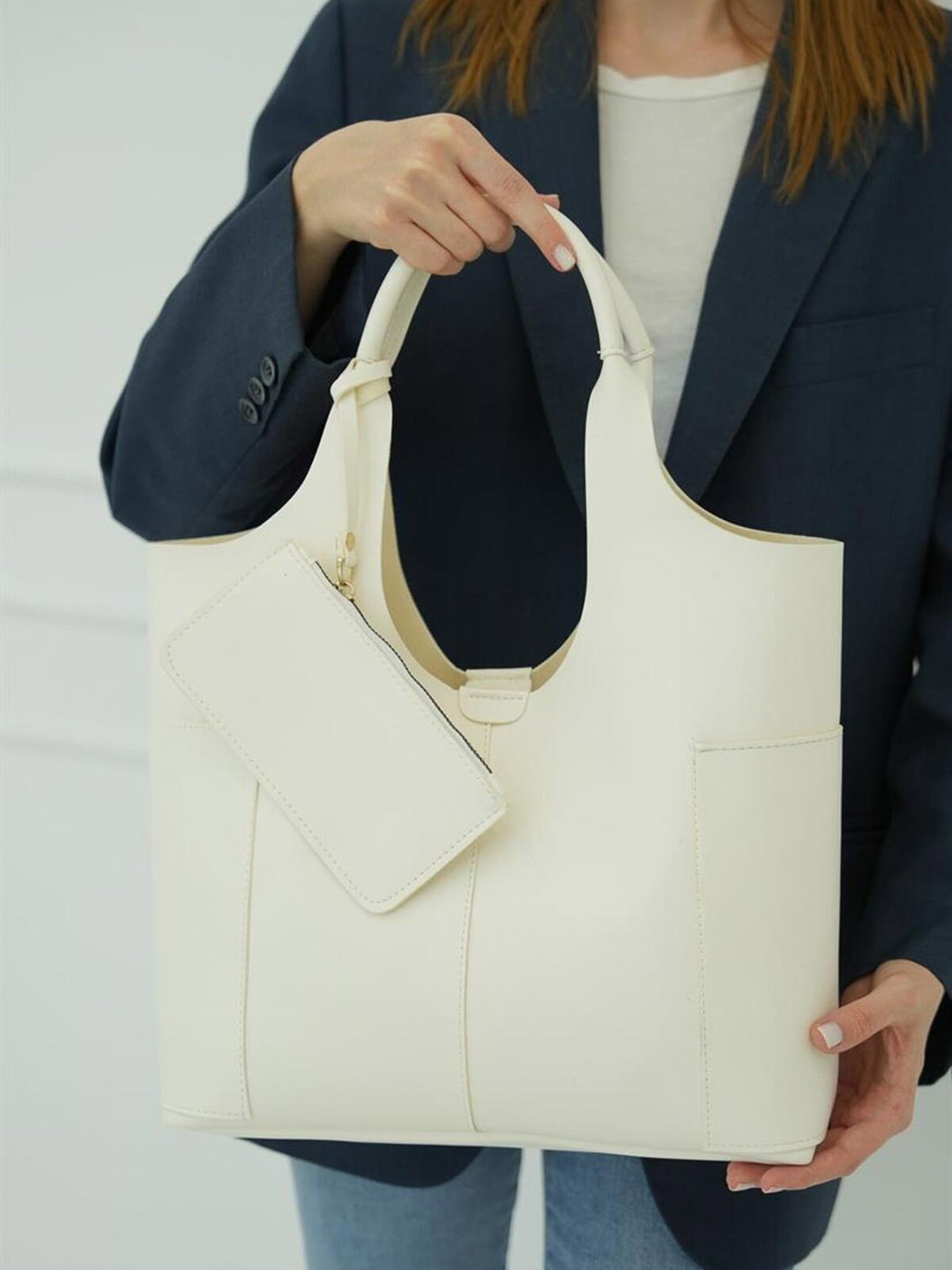 

madamra PU Oversized Bucket Tote Bag with Applique, Off white