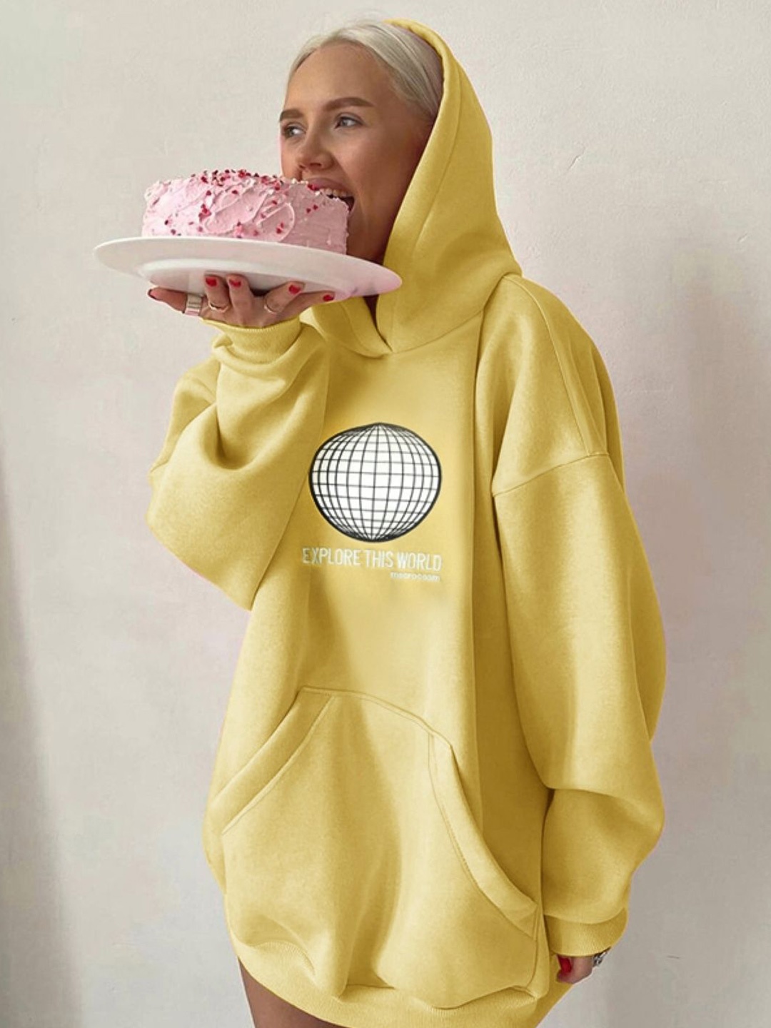 

KPOP Women Printed Hooded Sweatshirt, Yellow