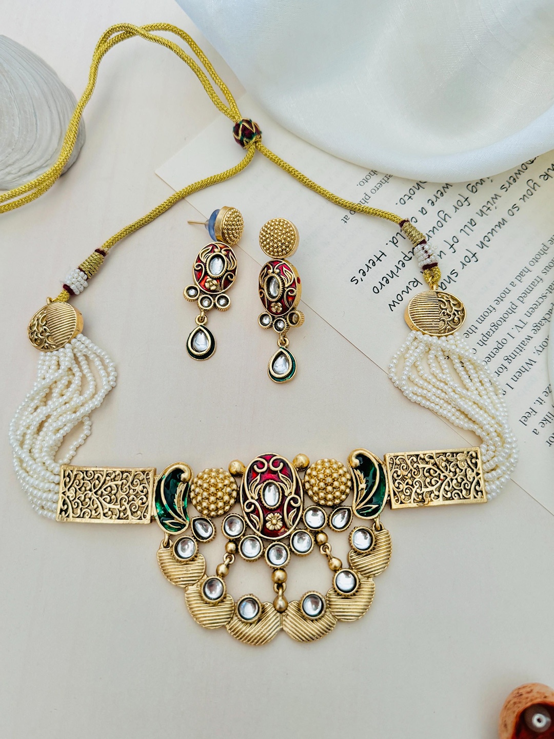 

ABDESIGNS Gold-Plated Kundan Stones-Studded & Peral-Beaded Jewellery Set