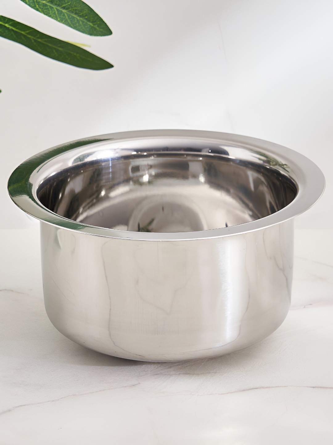 

Home Centre Corsica Aresco Dishwasher And Microwave Safe Stainless Steel Tope-600ml, Silver