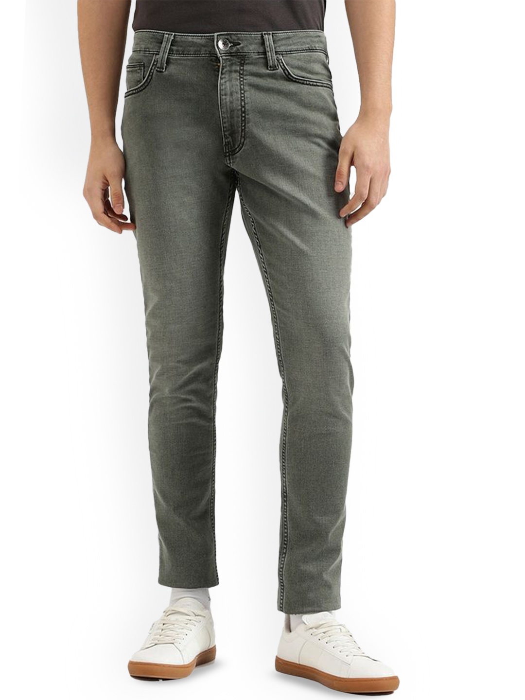 

United Colors of Benetton Men Slim Fit Mid-Rise Jeans, Grey