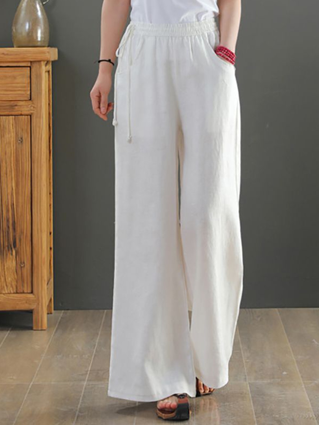 

StyleCast x Revolte Women Linen Loose Fit Easy Wash Pleated Wide Leg Trousers, White