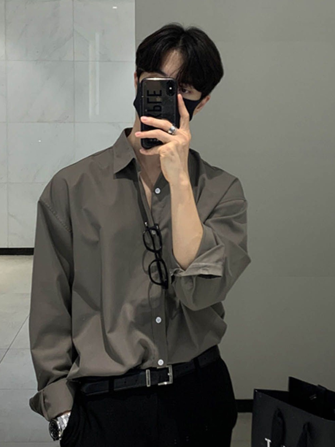 

StyleCast Men Spread Collar Solid Cotton Casual Shirt, Grey