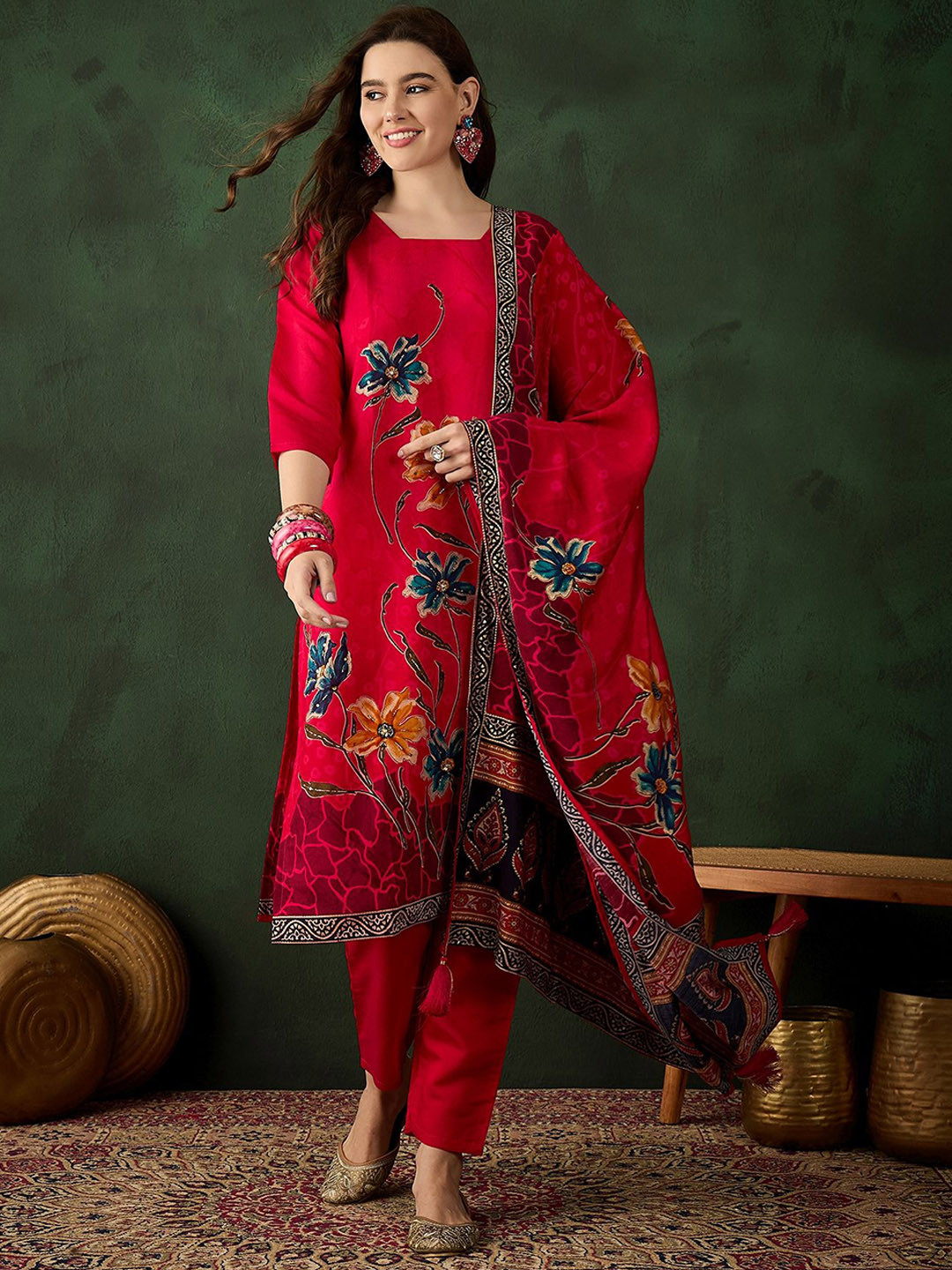 

Sangria Floral Printed Square Neck Three-Quarter Sleeves Kurta & Trouser & Dupatta, Red