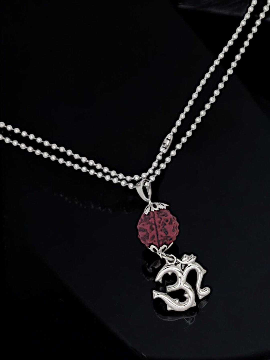 

9blings Men Silver-Plated Om Rudraksh Pendant Chain