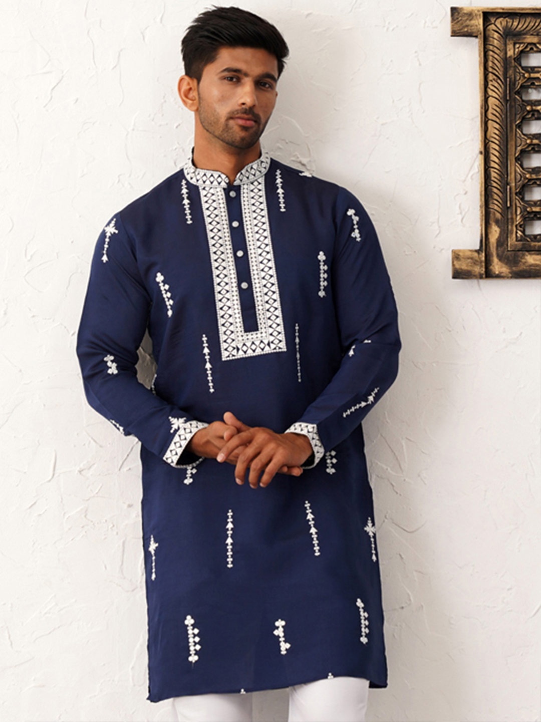 

Jompers Geometric Embroidered Chikankari Work Band Collar Straight Kurta, Navy blue