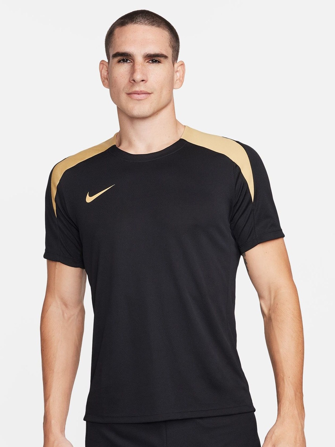 

Nike Strike Men Dri-FIT Short-Sleeve Football Top, Black