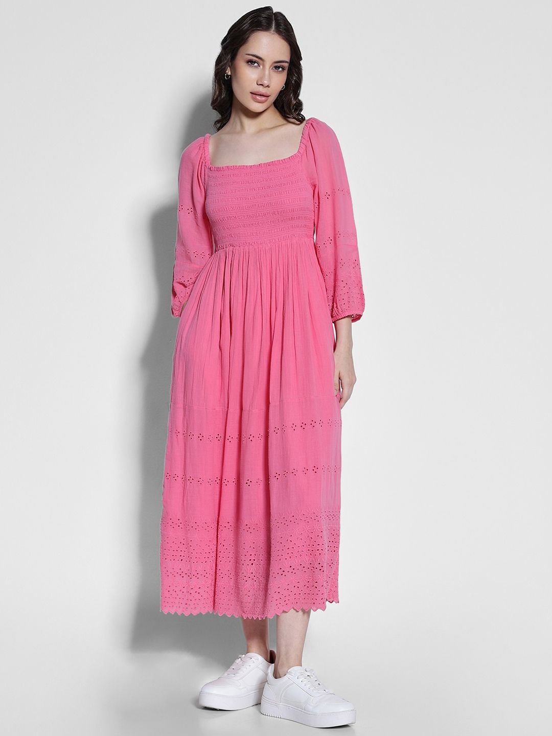 

AMERICAN EAGLE OUTFITTERS Cotton Puff Sleeve Fit and Flare Midi Dress, Pink