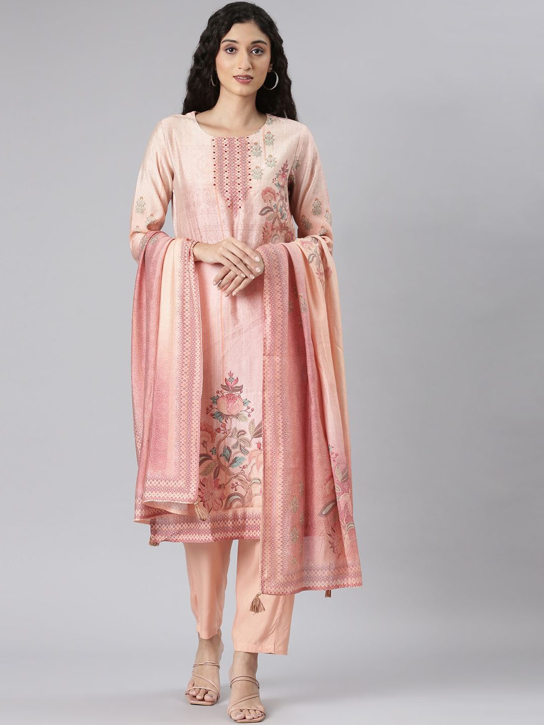 

Neerus Floral Printed Regular Straight Kurta with Trousers & Dupatta, Peach