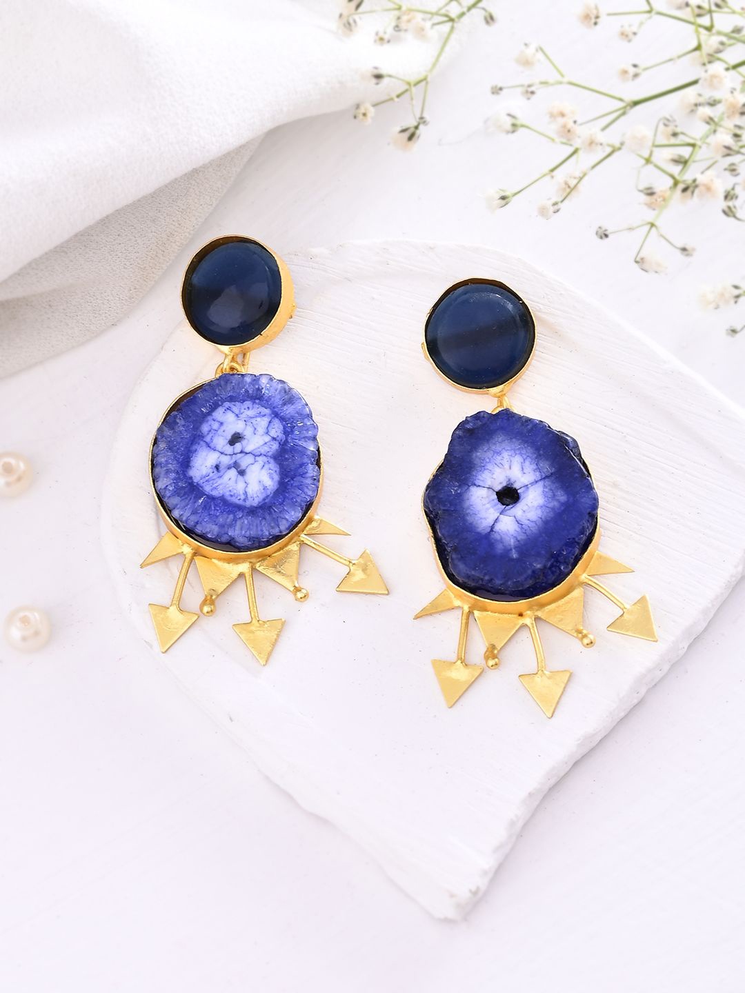 

DASTOOR Gold Plated Artificial Stones Studded Contemporary Drop Earrings