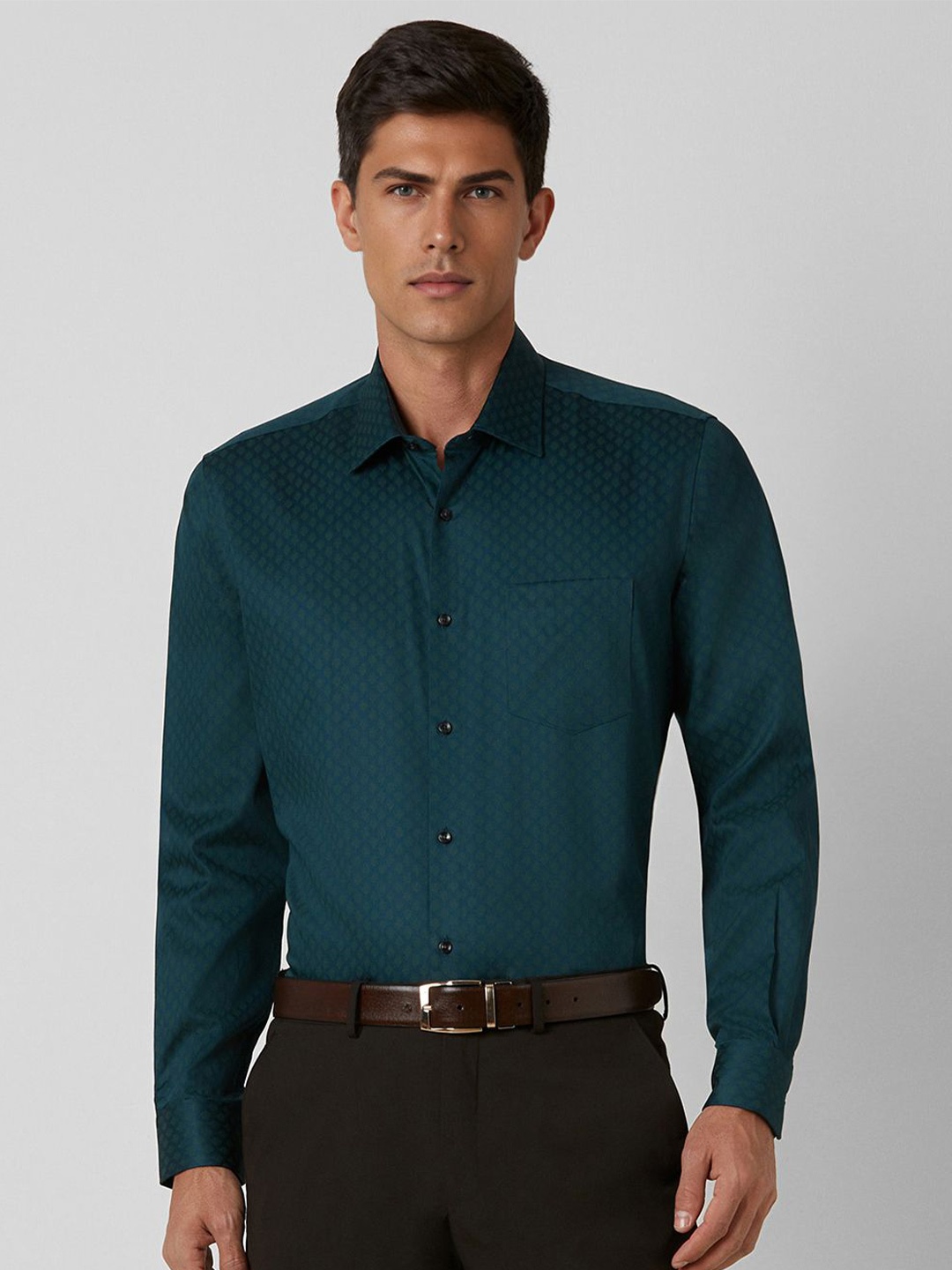 

Van Heusen Men Spread Collar Geometric Printed Cotton Slim Fit Formal Shirt, Green